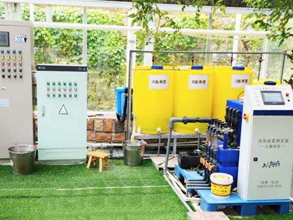 Greenhouse Accessories